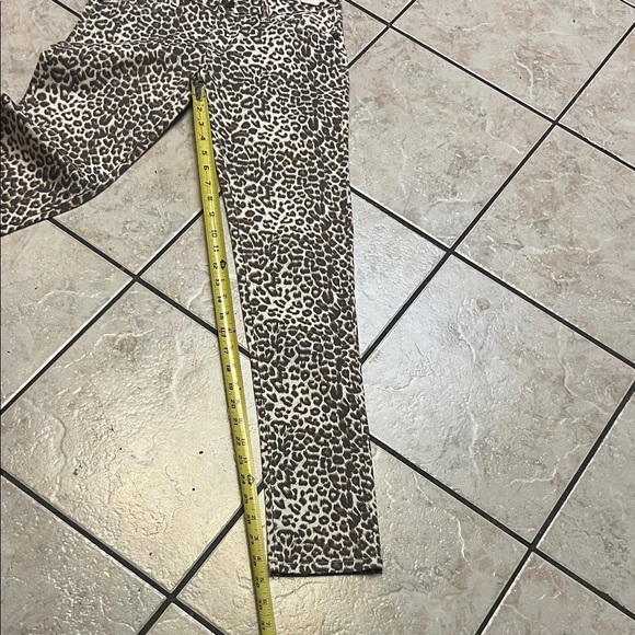 Emperial Leopard Print Skinny Pants 5 NWOT - Picture 4 of 8
